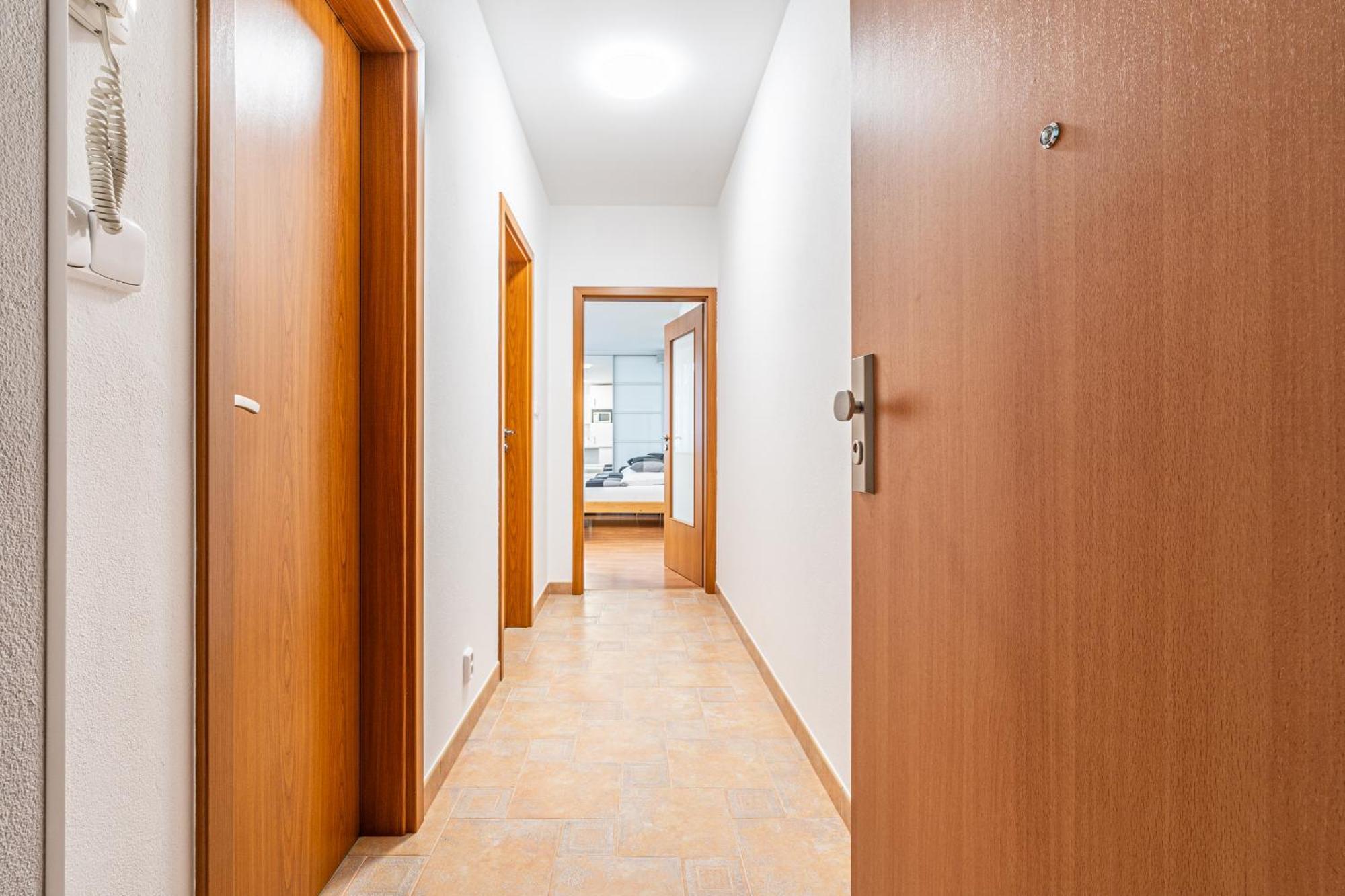 Apartment Komín מראה חיצוני תמונה